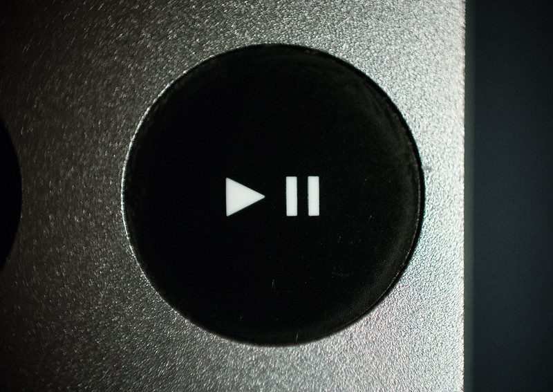 Pause button